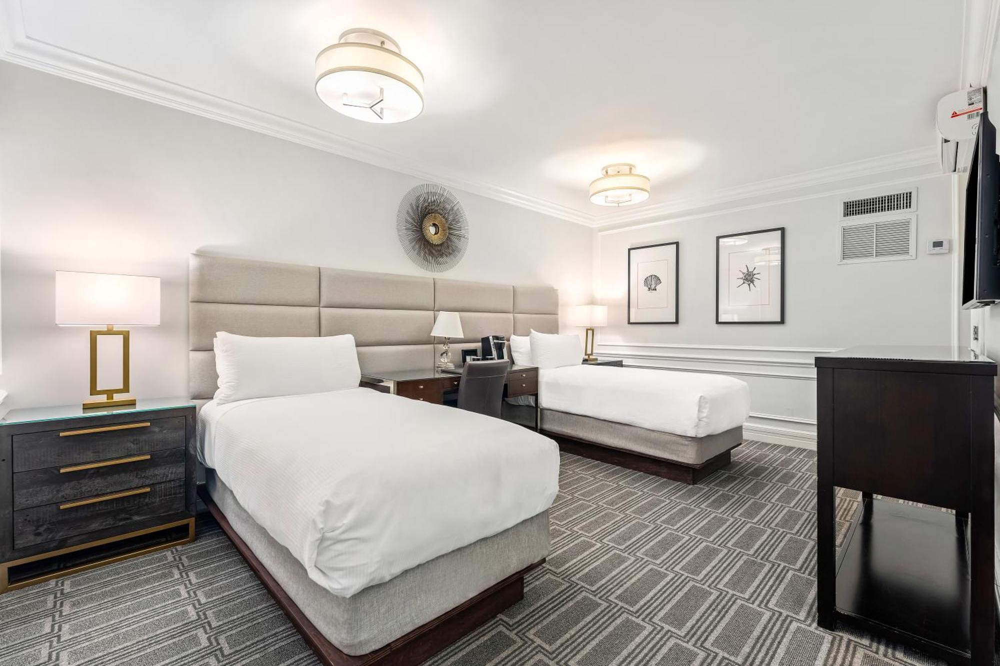 The Pillars Hotel & Club 포트 로더데일 외부 사진